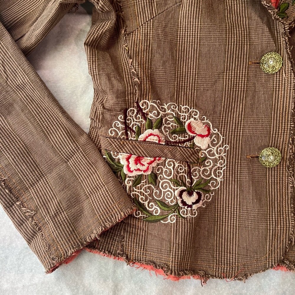 Paparazzi Brown and tan Corduroy Embroidered Floral Blazer - Picture 5 of 9
